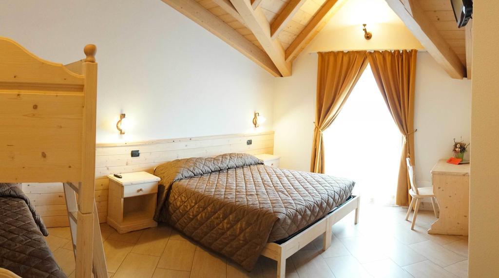 Bellaguarda Rooms 10Min Da Tirano Тово-ди-Сант'Агата Номер фото