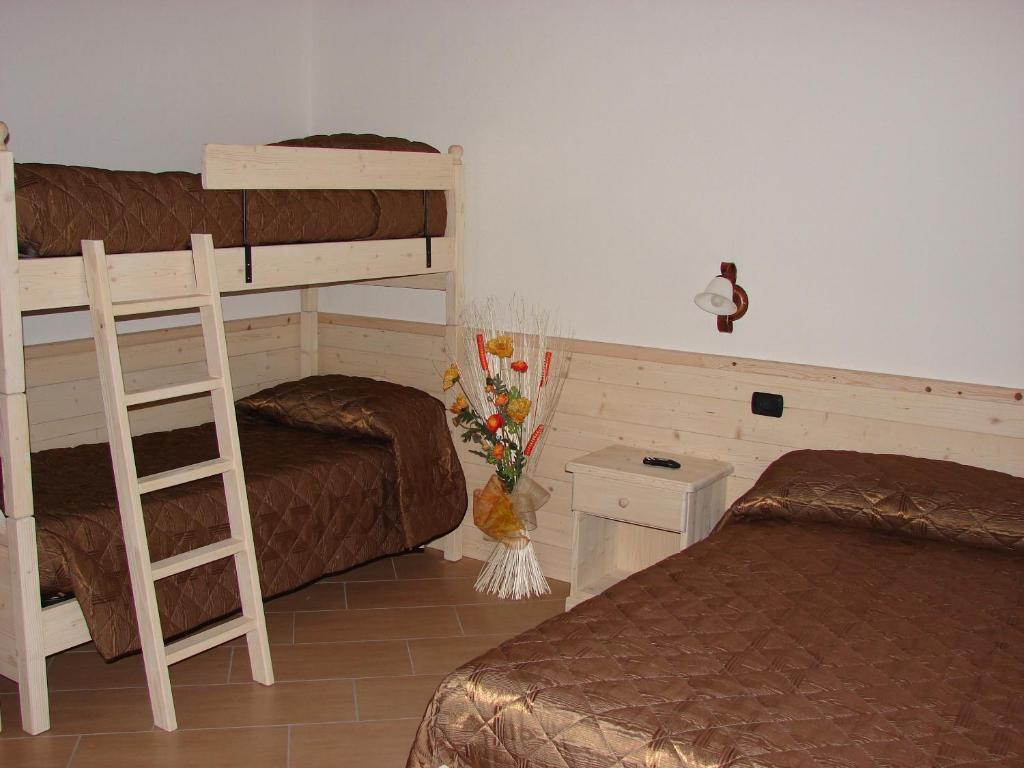 Bellaguarda Rooms 10Min Da Tirano Тово-ди-Сант'Агата Номер фото